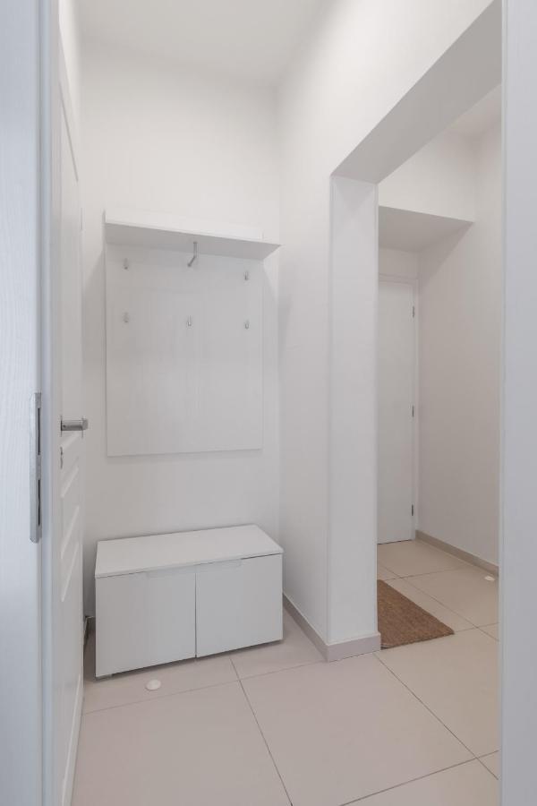 Luminous Apartment For 2 Near Wenceslas Square By Prague Days Luaran gambar