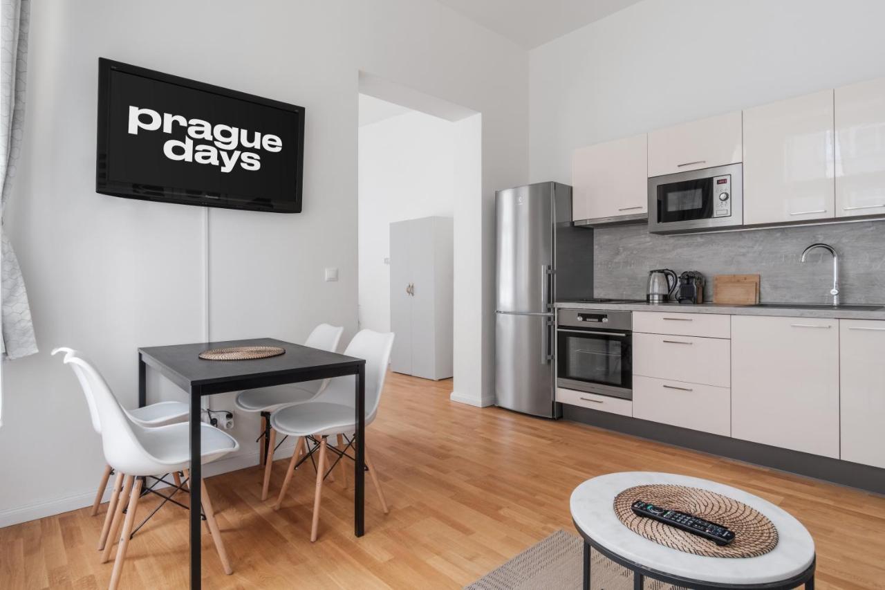 Luminous Apartment For 2 Near Wenceslas Square By Prague Days Luaran gambar